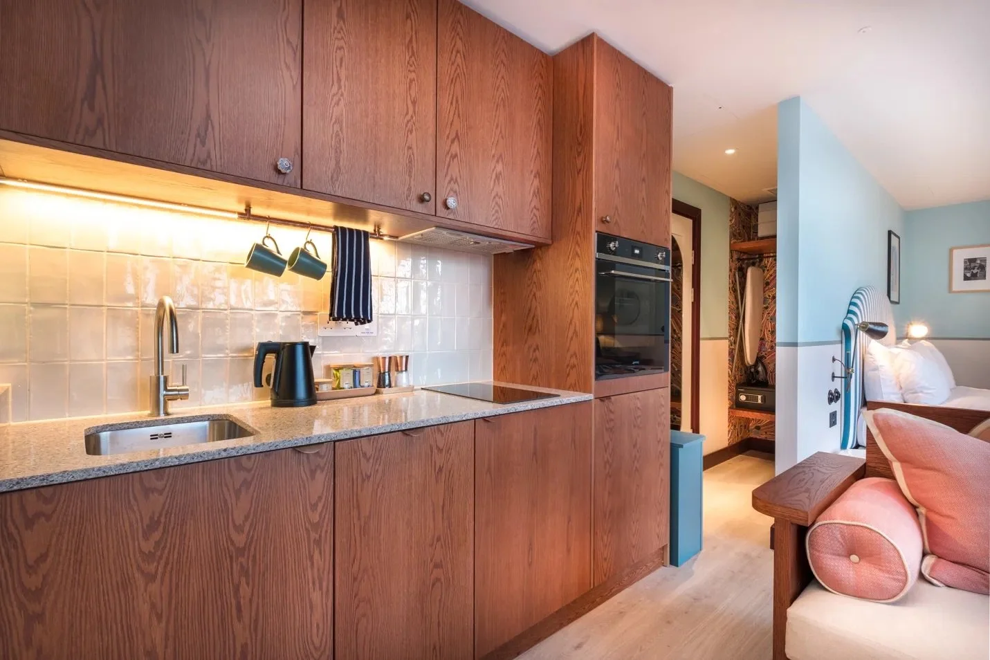 chiswick-suites-premium studio-2.jpeg