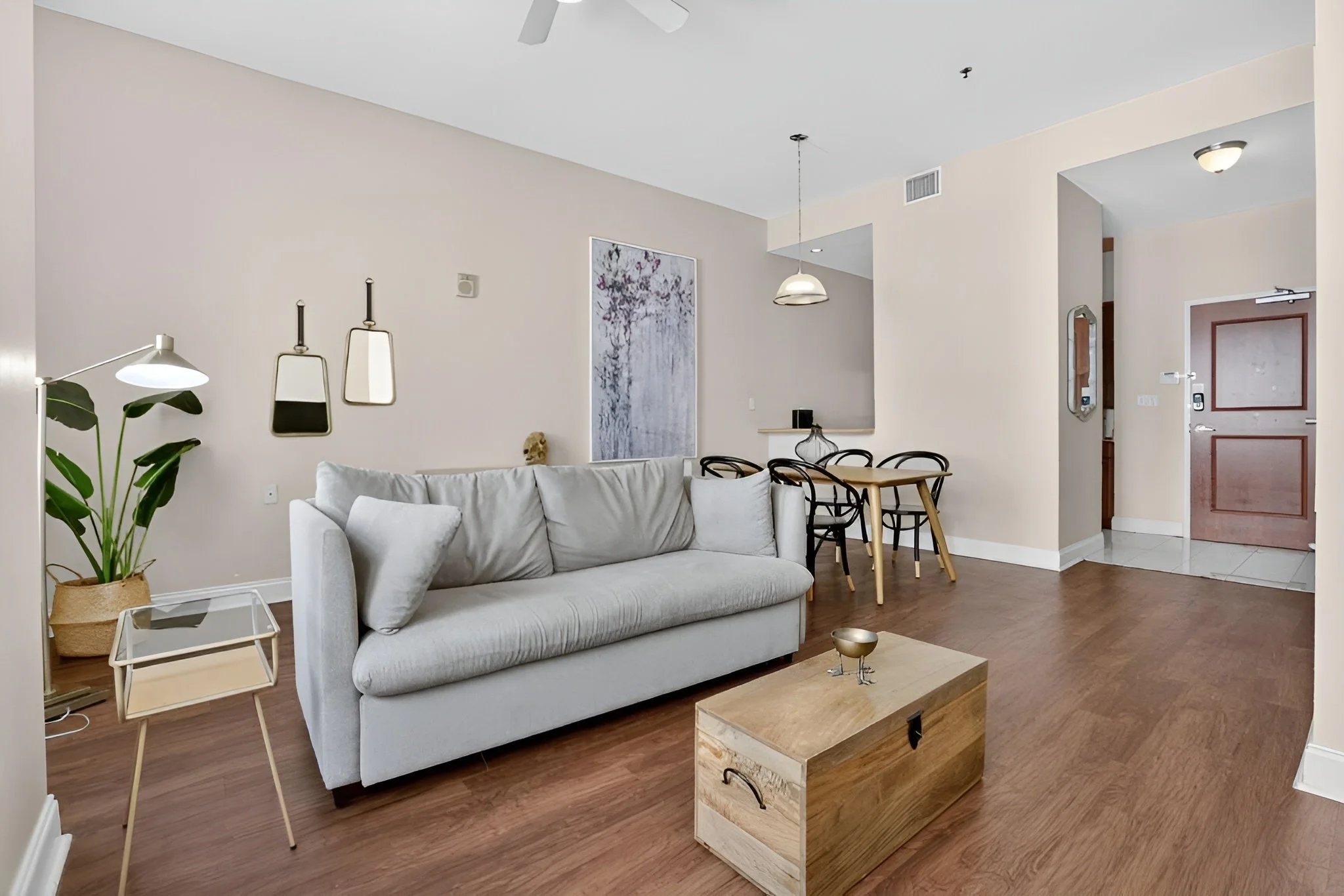 new-orleans-views-1bed-3.jpg