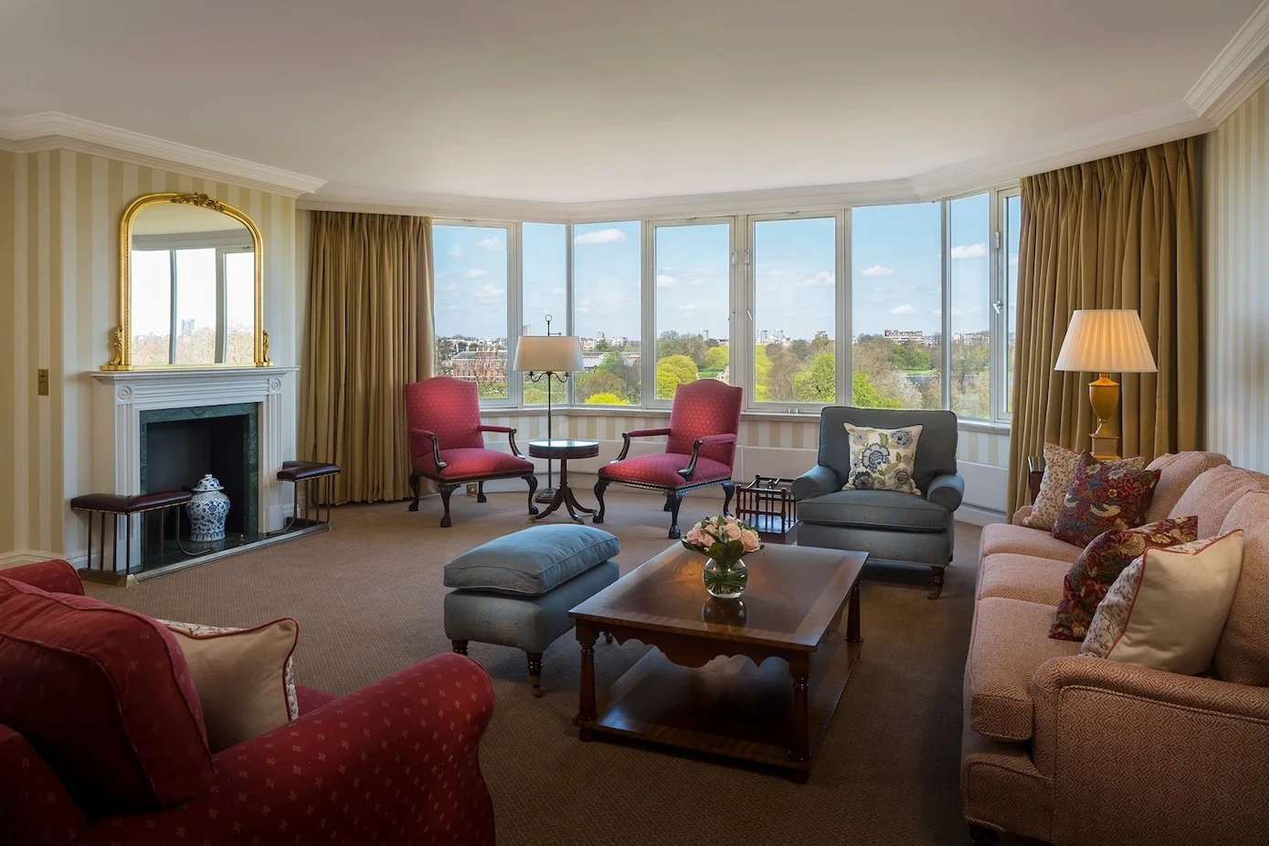 the-palace-collection-4 bed-1.jpg