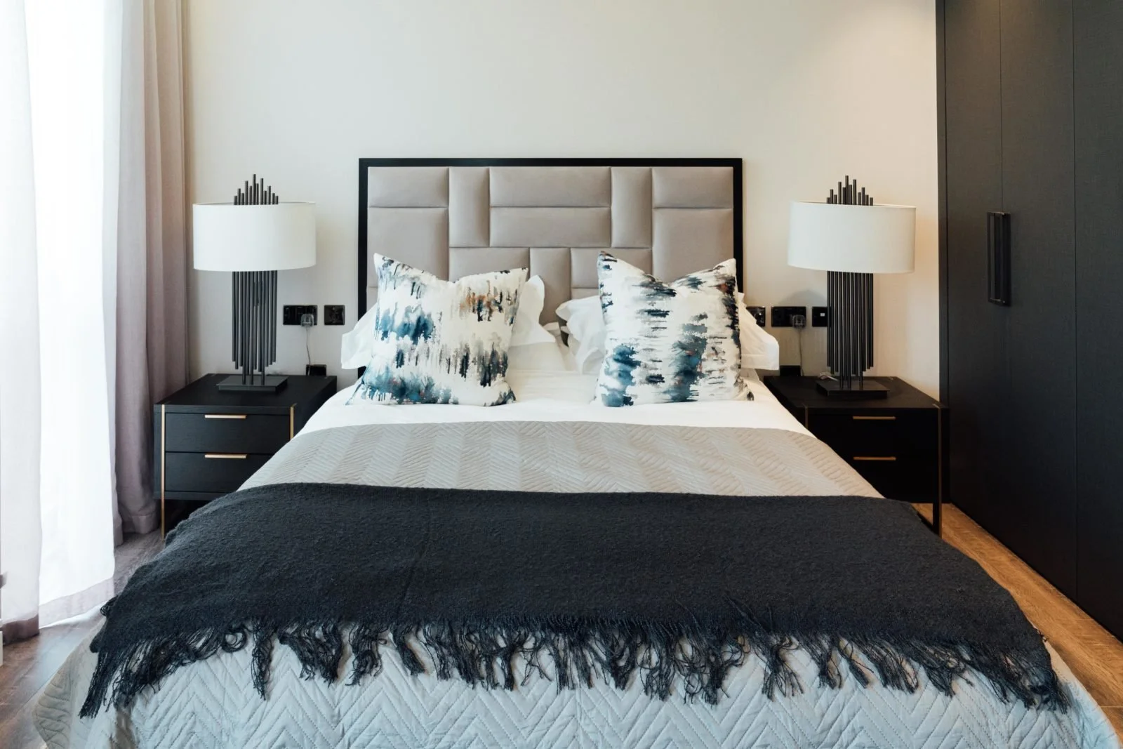 the-holland-park-heights-2 bed-4.jpg