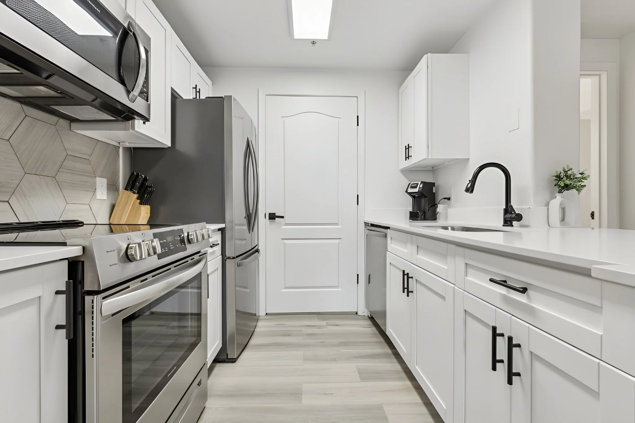 the-southeast-suites-2 bed -6.jpg
