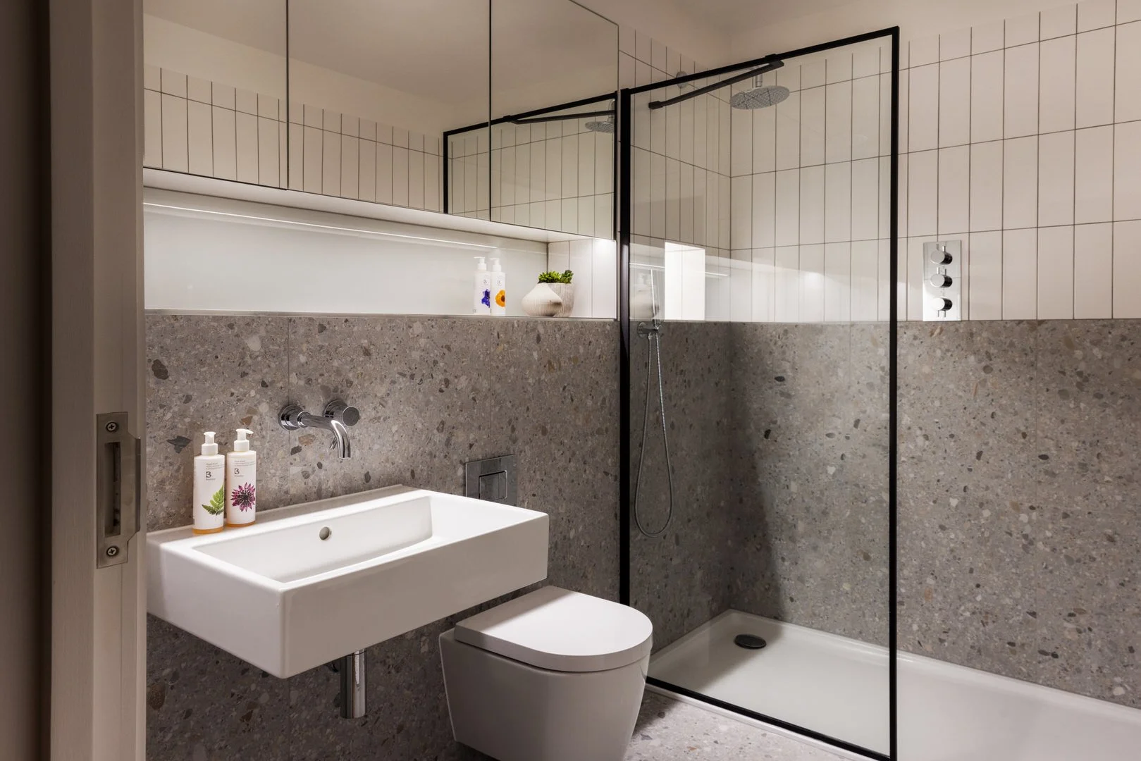 hatfields-quarters-2bed-6.jpg
