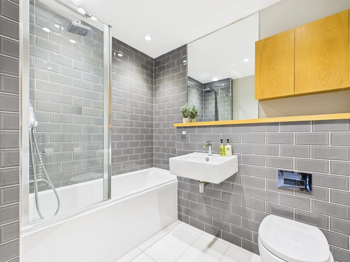 east-haven-residences-2bed-deluxe-apt5-14.jpg