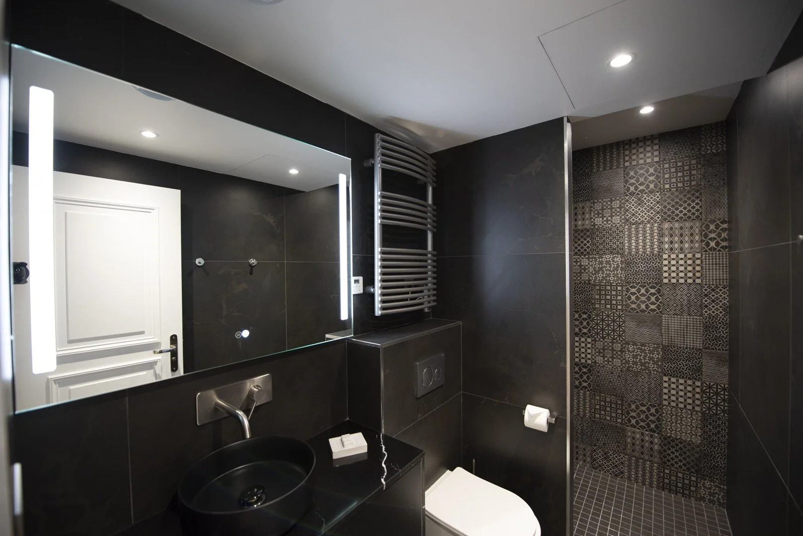 byron-residences-2bed-apt3-3.jpg