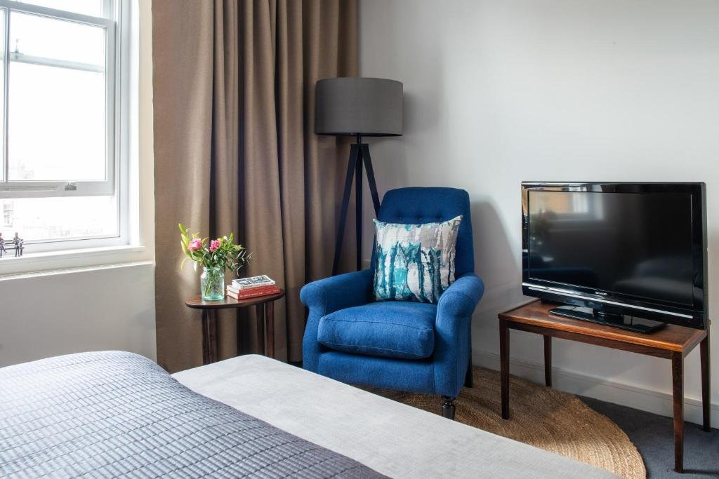 paddington-student-suites-studio- (1).jpeg