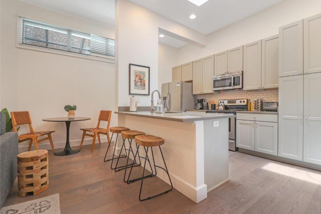 canal-street-suites-1 bed-4.jpg