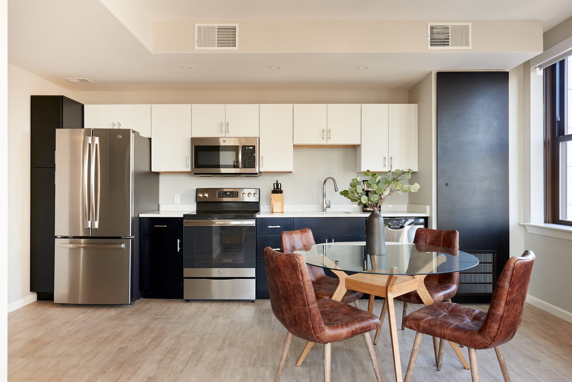 the-detroit-gem-2 bed - 9.jpg