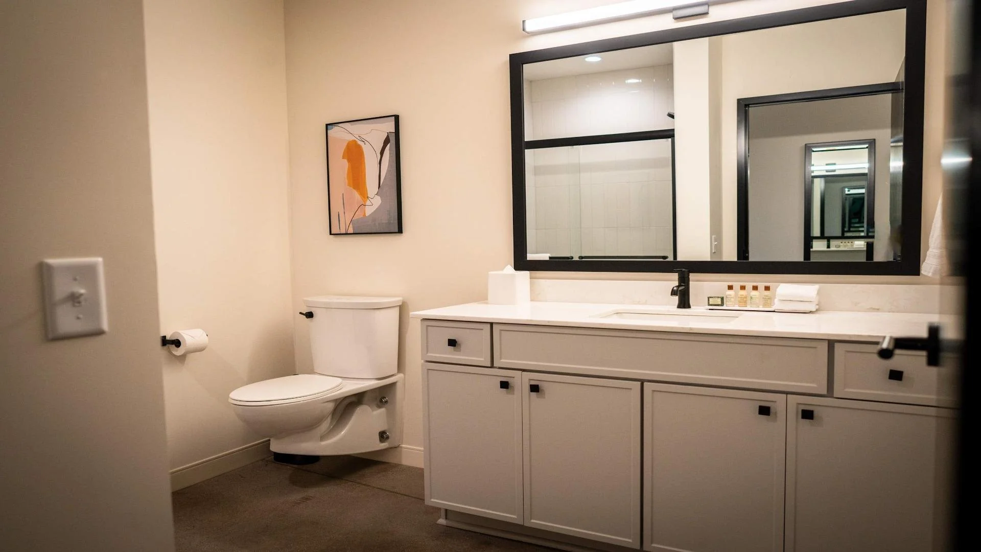 the-plaza-views-1 bed-4.jpg