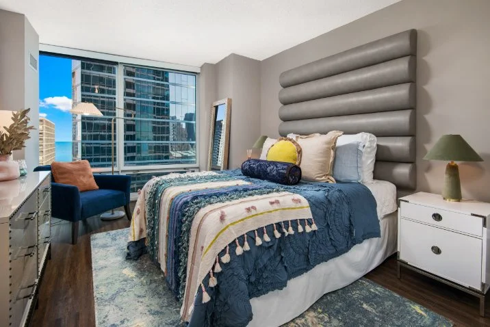chicago-pier-suites-2 bed-8.jpg