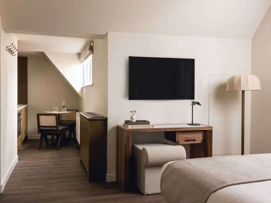 the-fitzrovia-gem-deluxe-studio-1.jpeg