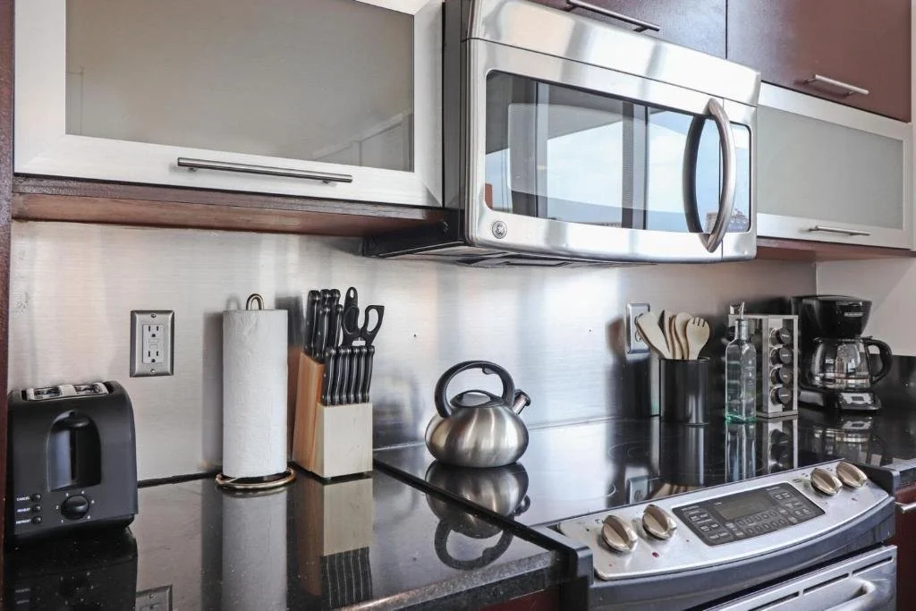 atlantic-blvd-suites-2 bed-1.jpg