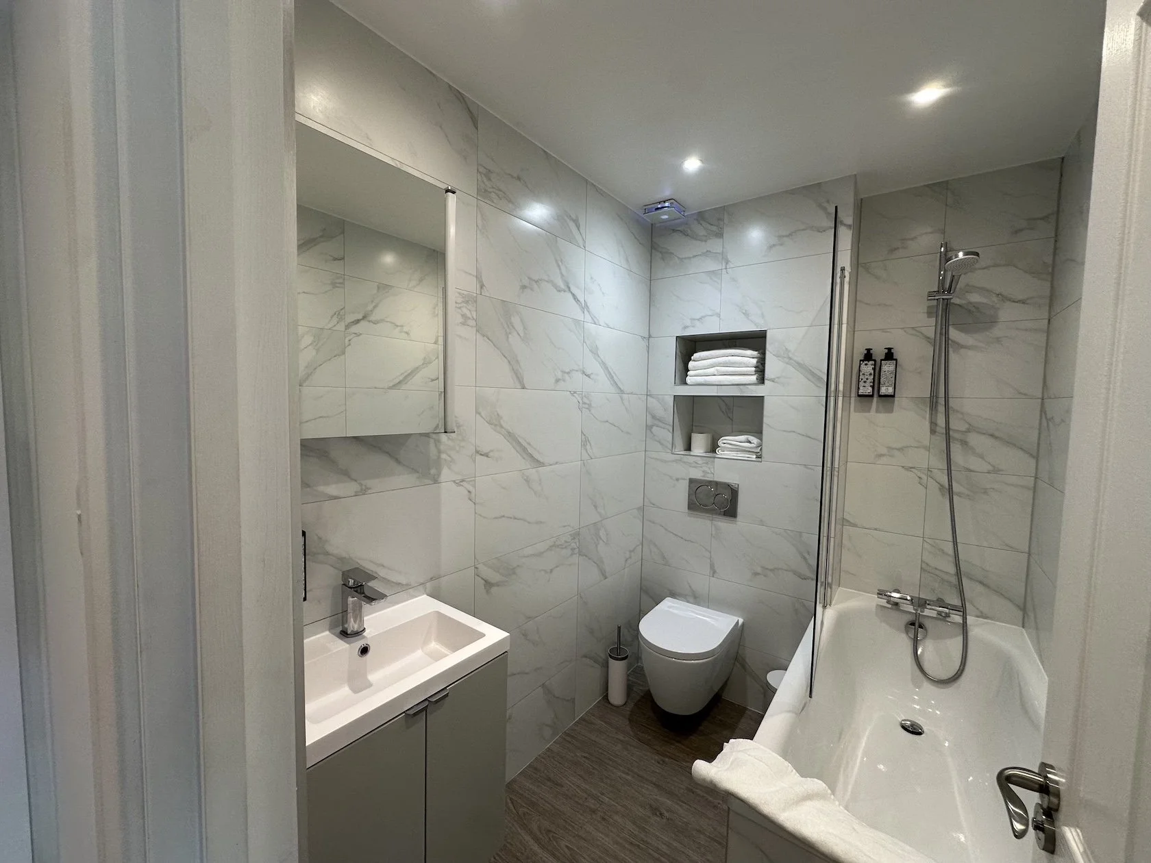 the-clapham-heights- 2 bed -8.jpeg