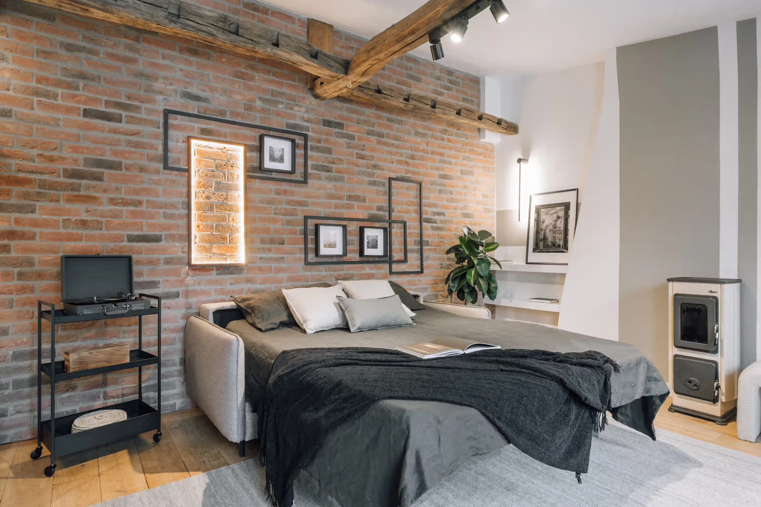 marais-residences-1 bed-6.jpeg