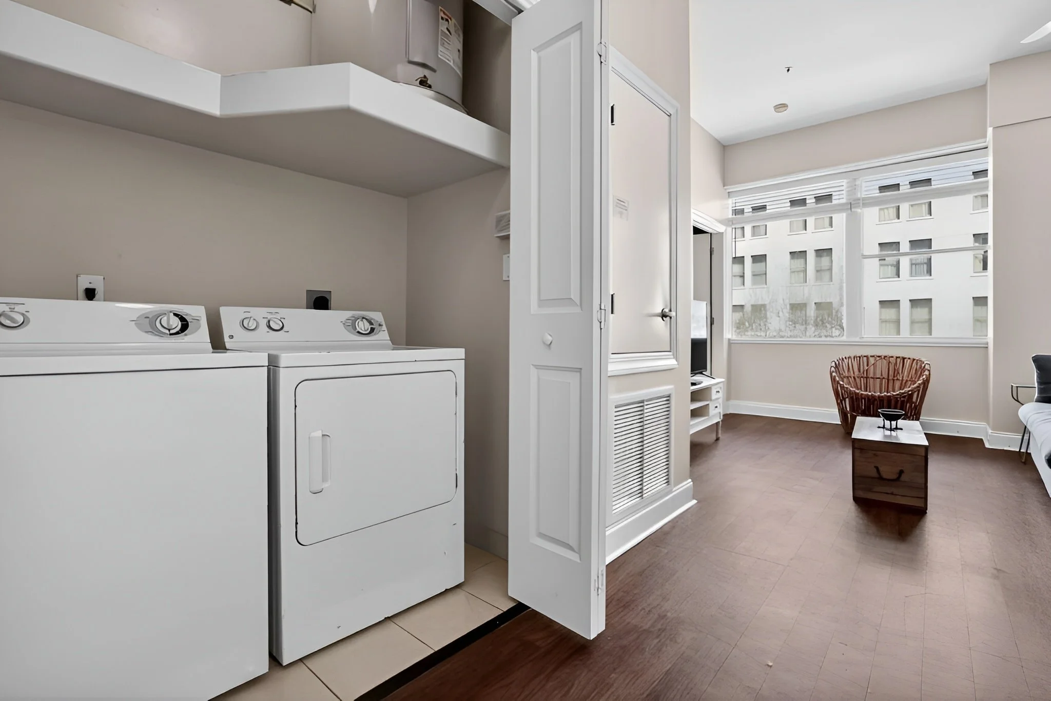 new-orleans-views-1bed-6.jpg