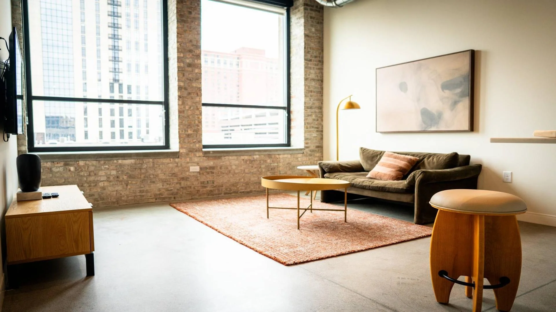 the-plaza-views-studio-1.jpg