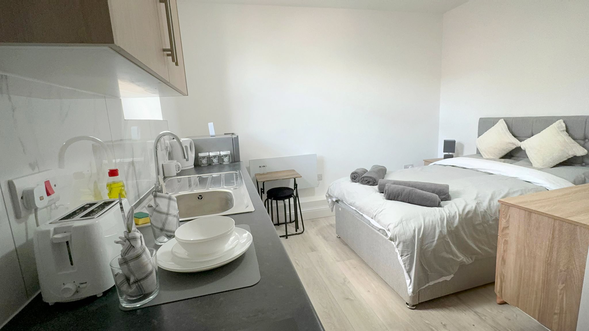0 - East London Studios Small (2).jpg
