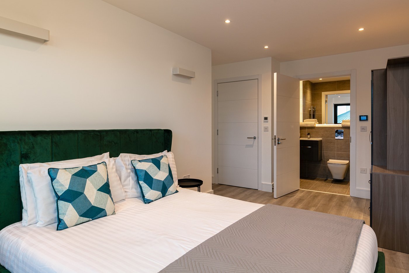brentford-city-suites.jpg