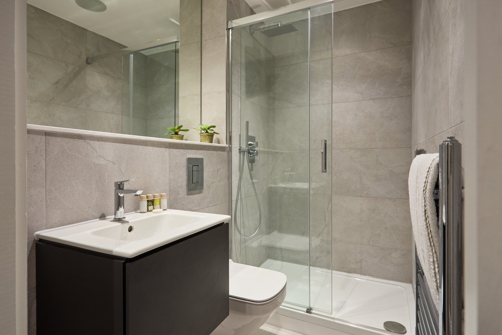cliffords-inn-quarters-2bed-3.jpg