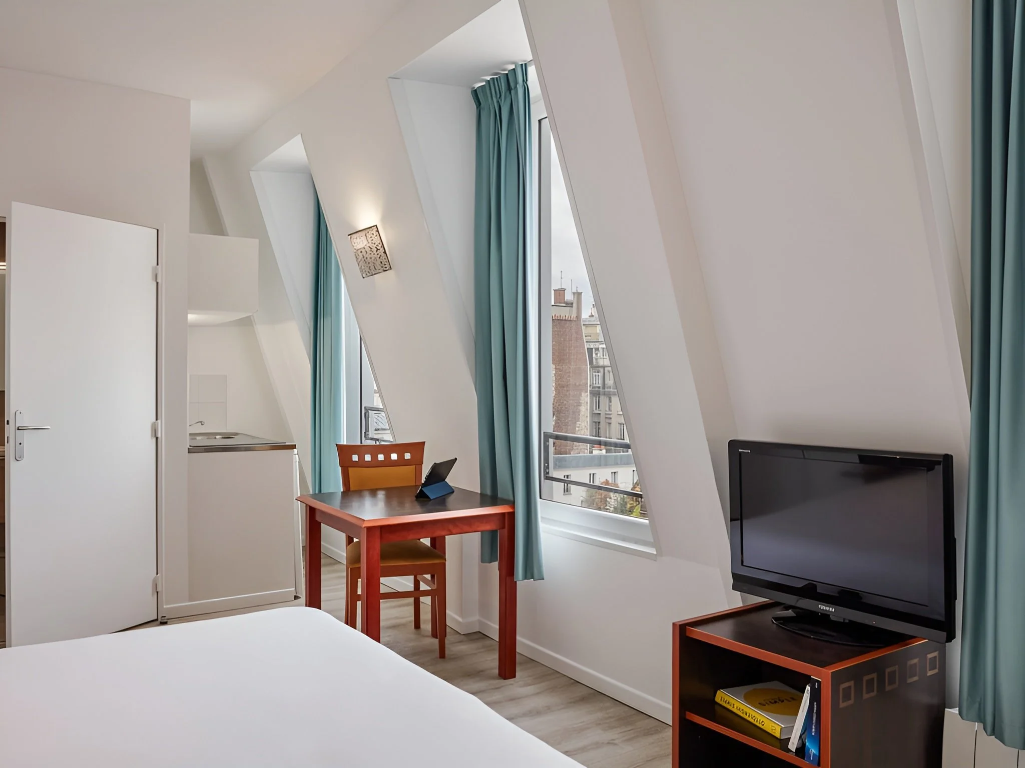dumas-residences-studio-3.jpg
