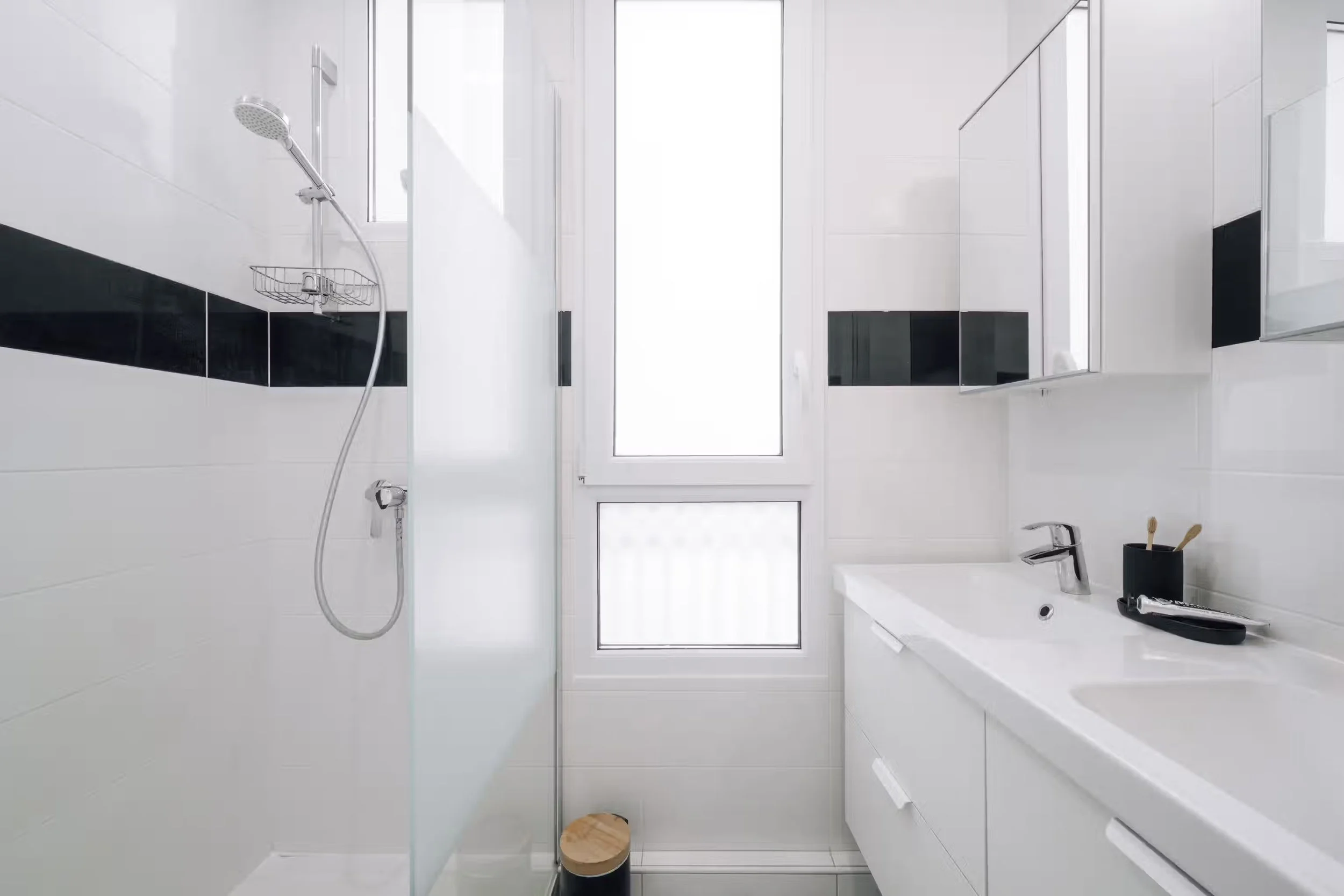 cambronne-royale-1 bed-7.jpeg