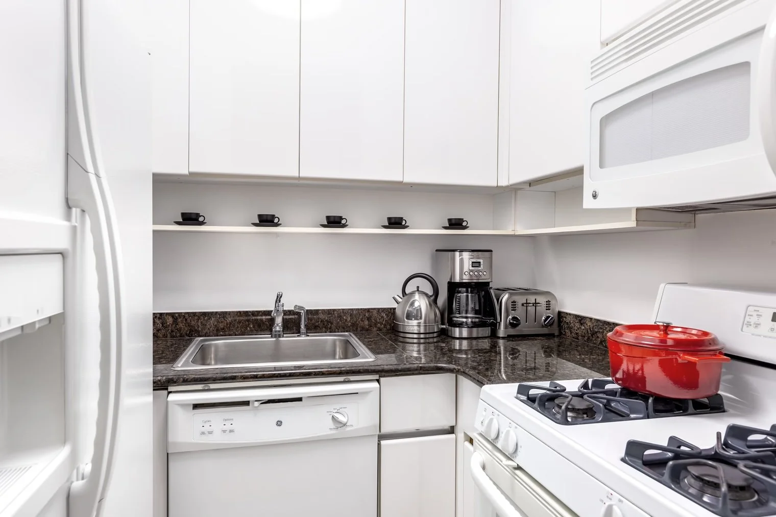 lexington-heights-2bed-7.jpeg