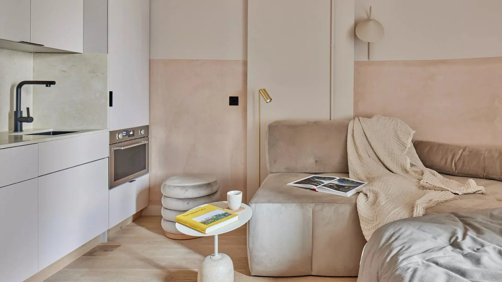 aldgate-city-studios-deluxe-3.jpg.jpeg
