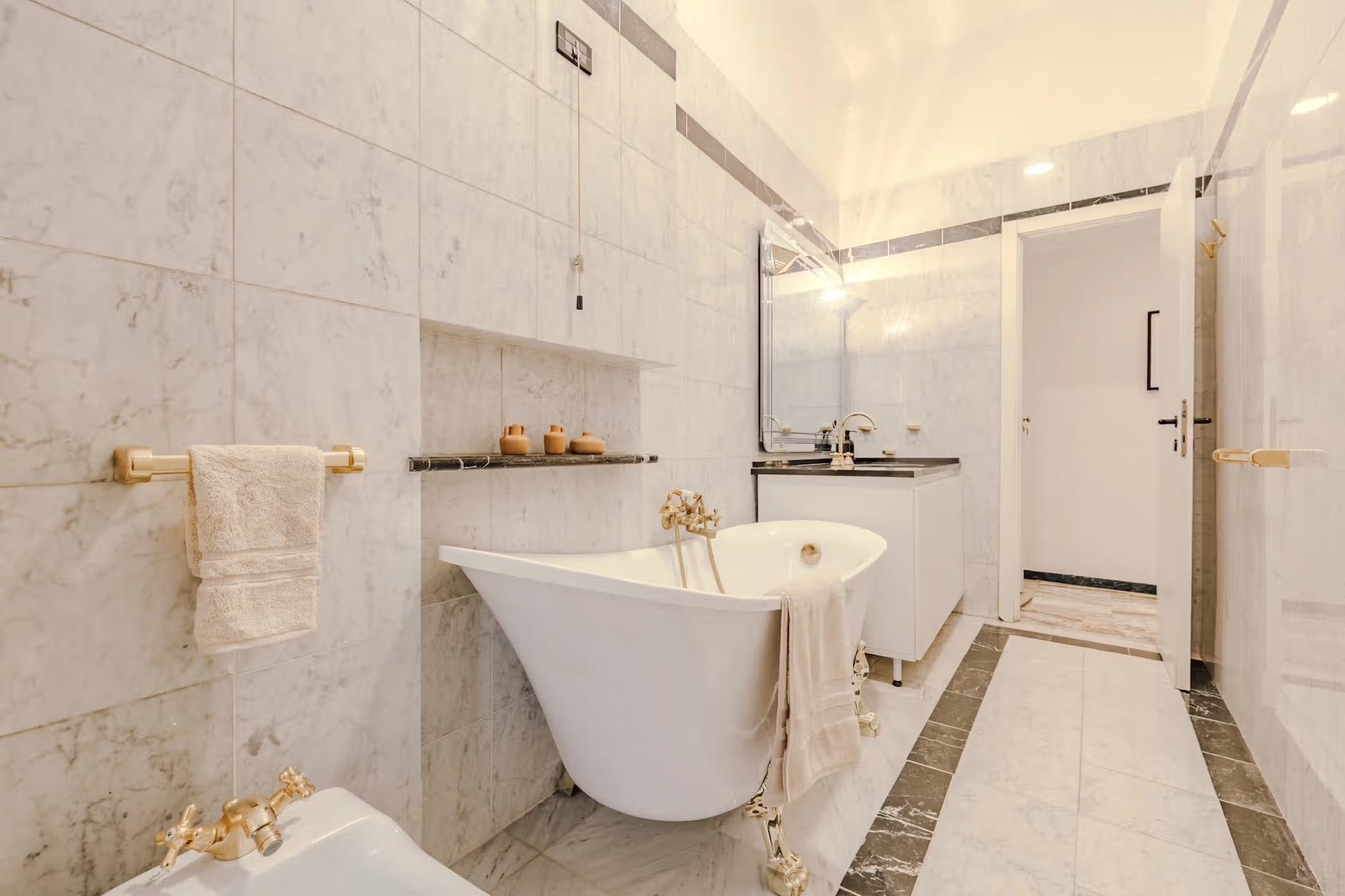 porta-venezia-views-2 bed -15.jpeg