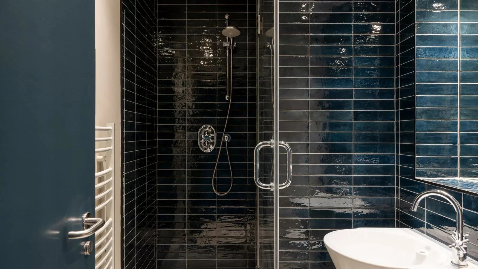 kensington-residences-2 bed deluxe -35.jpeg