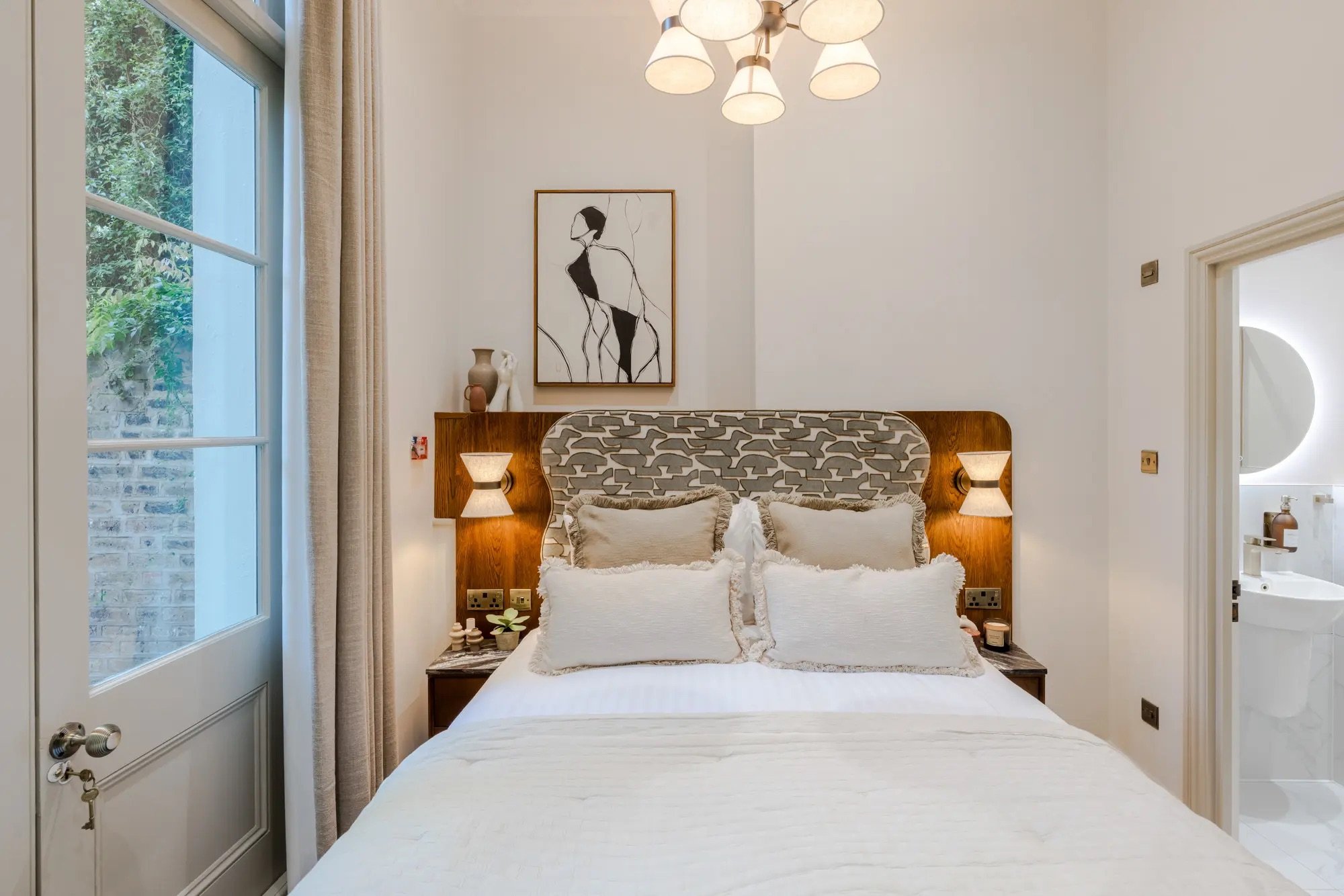 earls-court-quarters-2 bed-9.jpeg