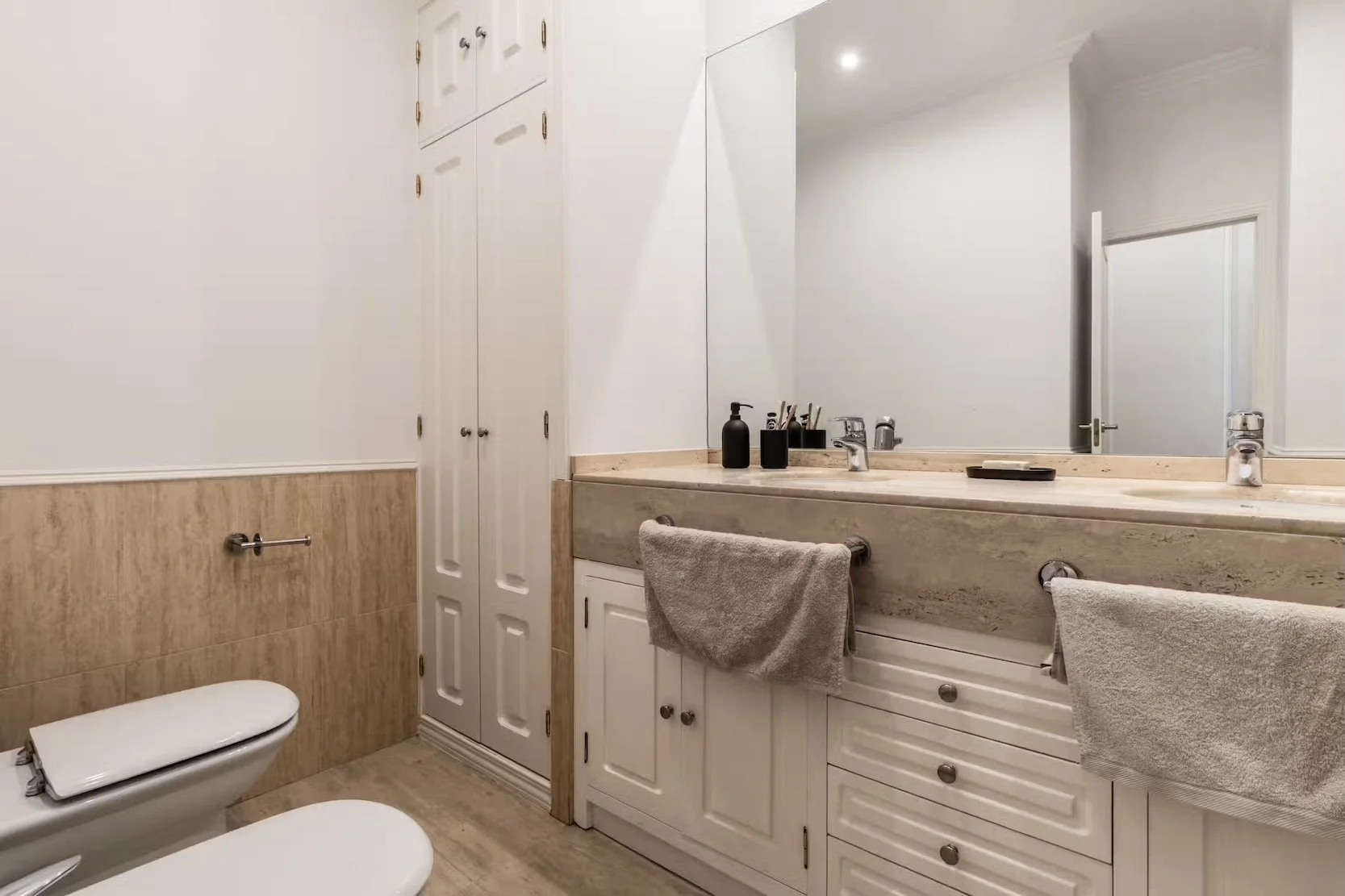 the-cortes-suites-3bed-11.jpeg