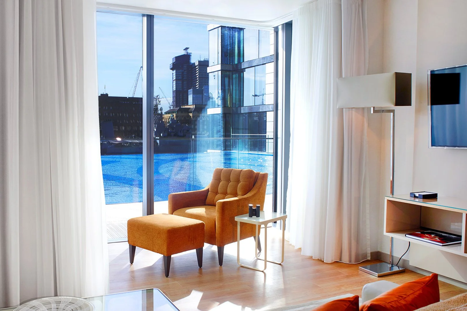 tower-of-london-2bed-6.jpg