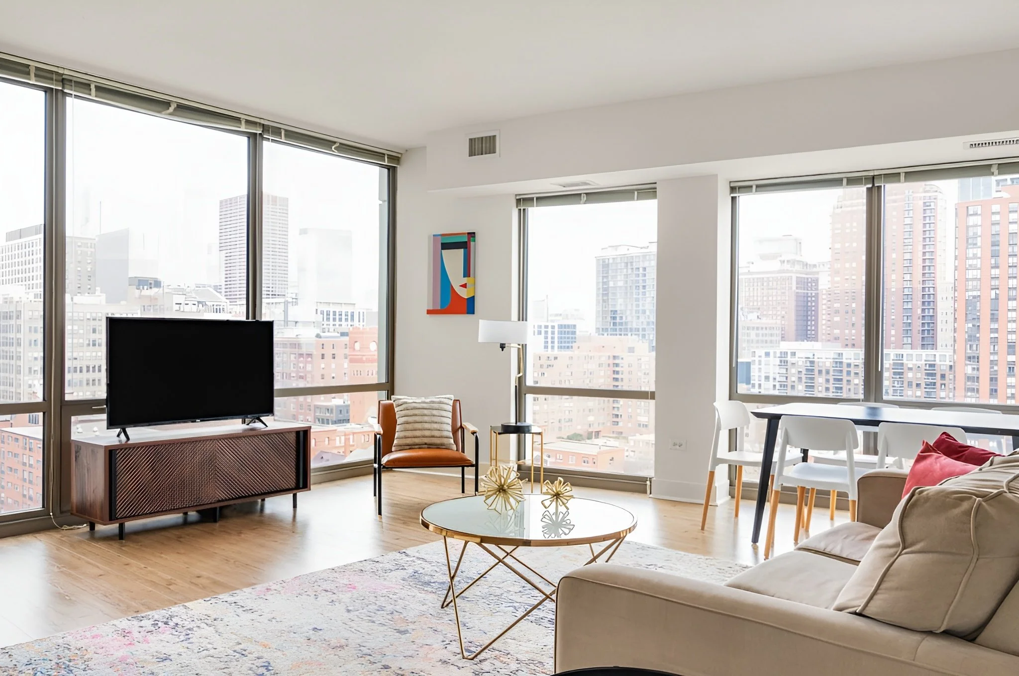 the-south-loop-gem-3 bed-13.jpg