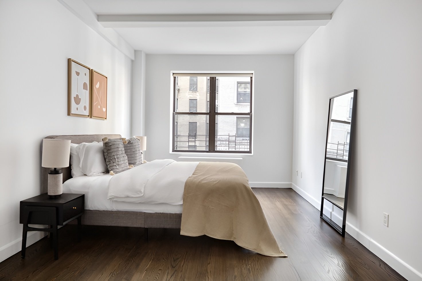 the-hudson-heights-bedroom 3.jpg