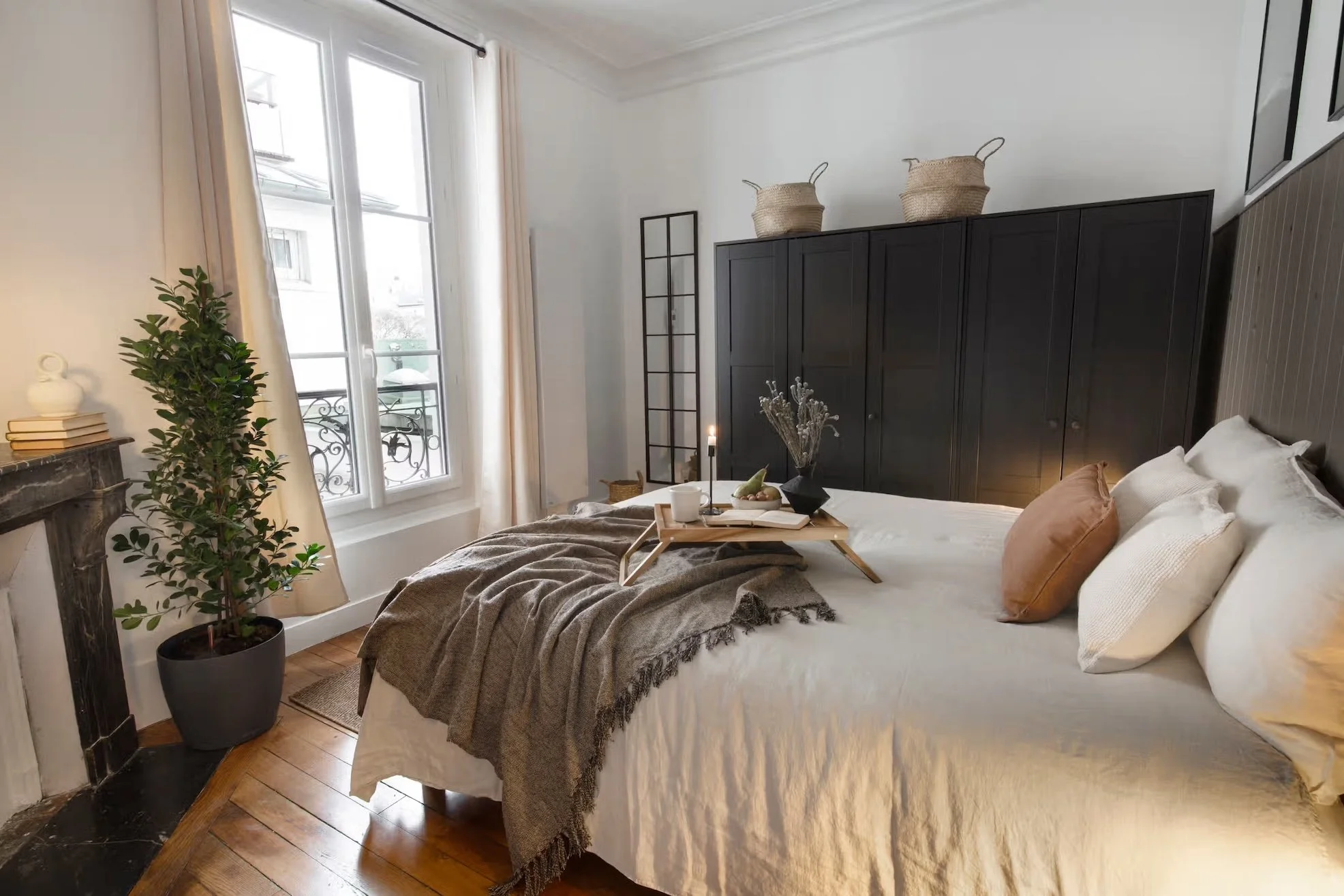 the-censier-jewel-2 bed-3.jpeg