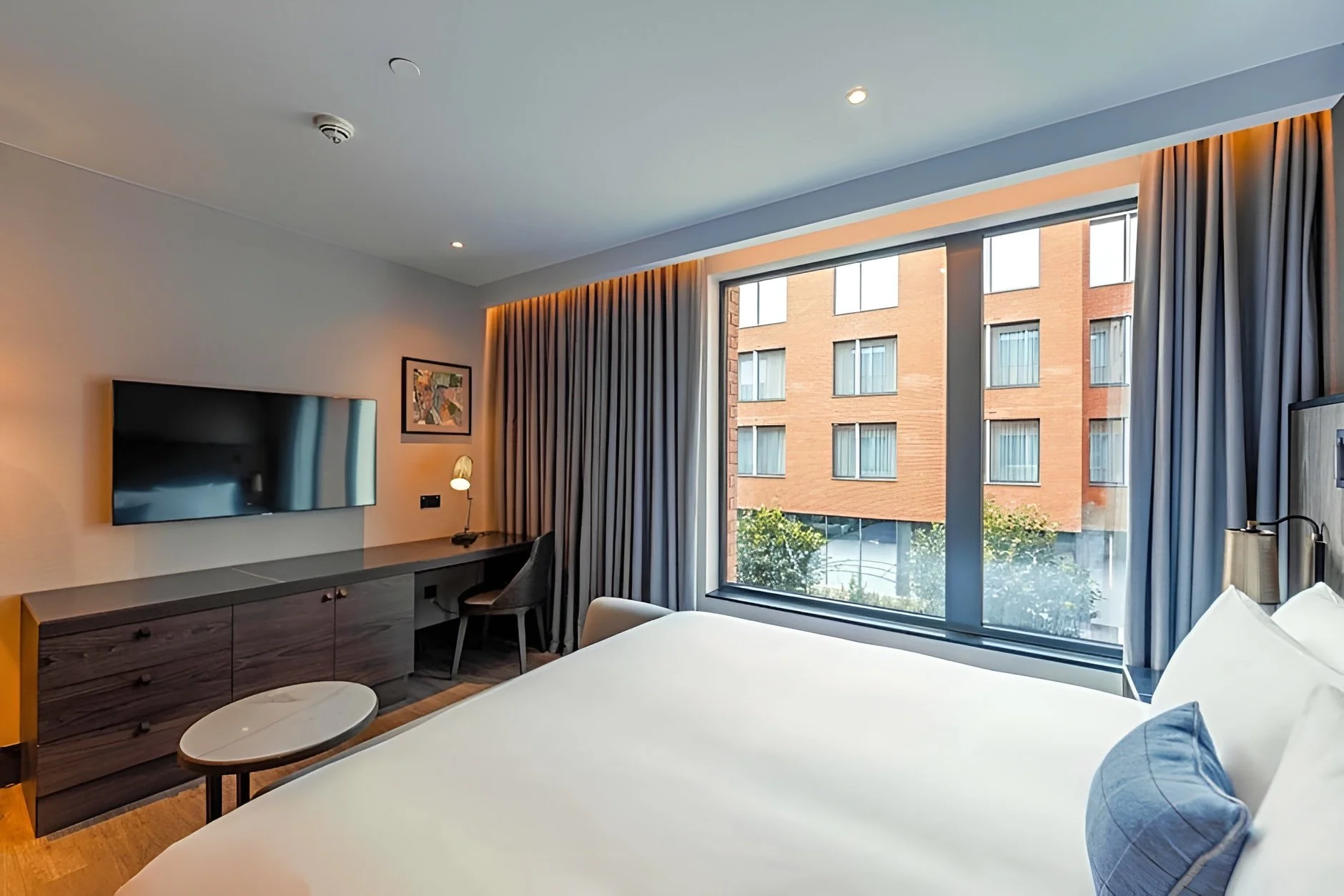 cambridge-suites-studio-1.jpeg