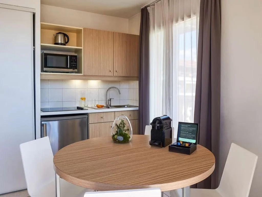 residence-californie-1bed-4.jpg
