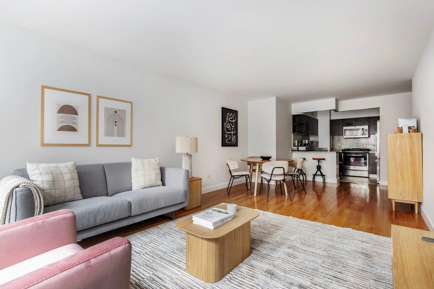 the-lenox-residence-2bed-4.jpeg