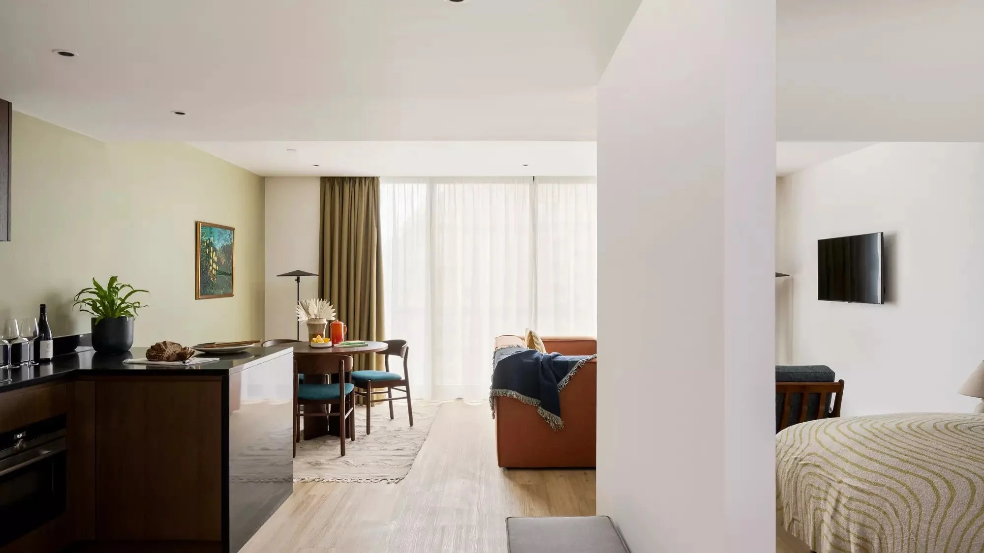 pier-point-residences-studio deluxe-3.jpeg