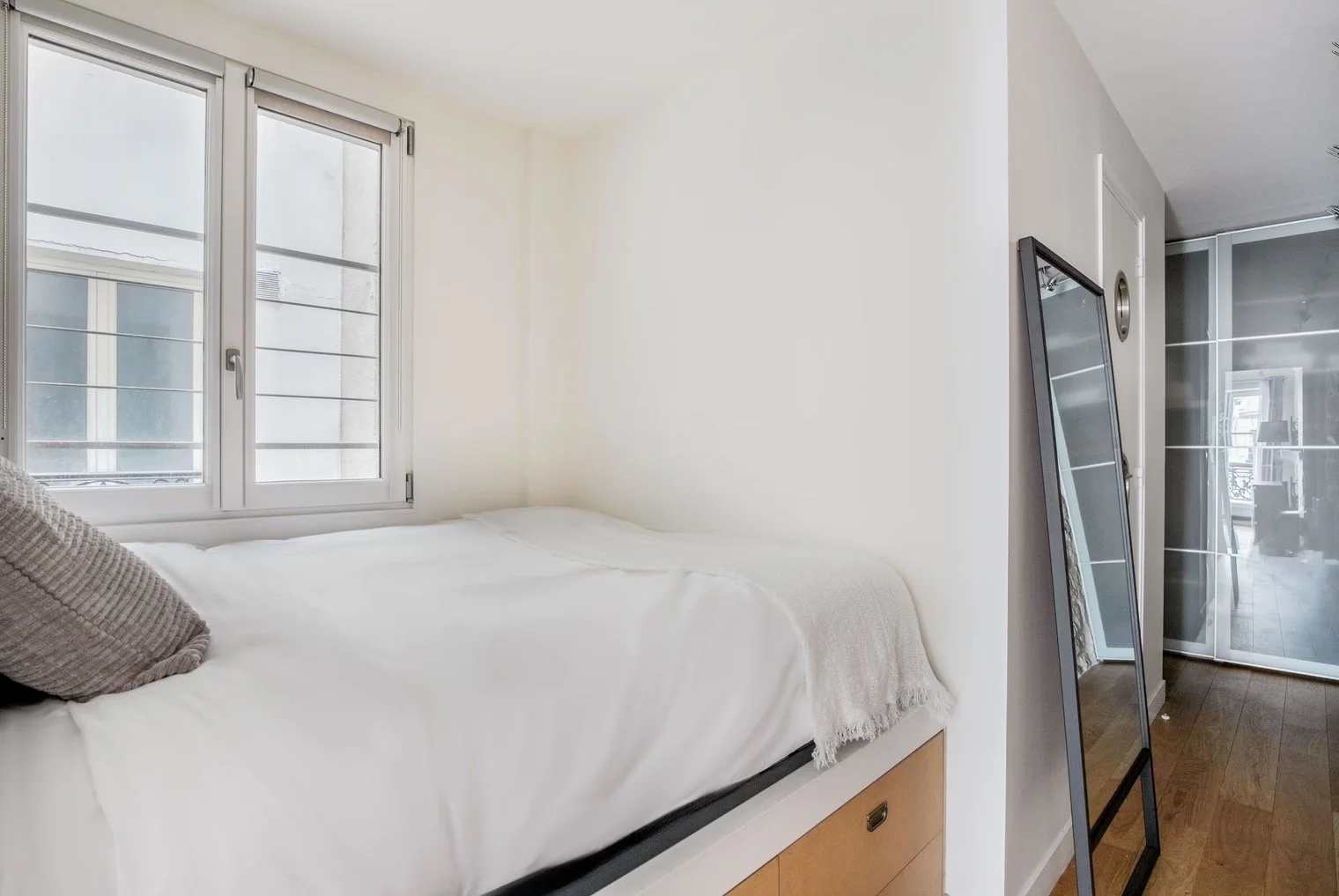 beautreillis-residence-studio-1.jpeg