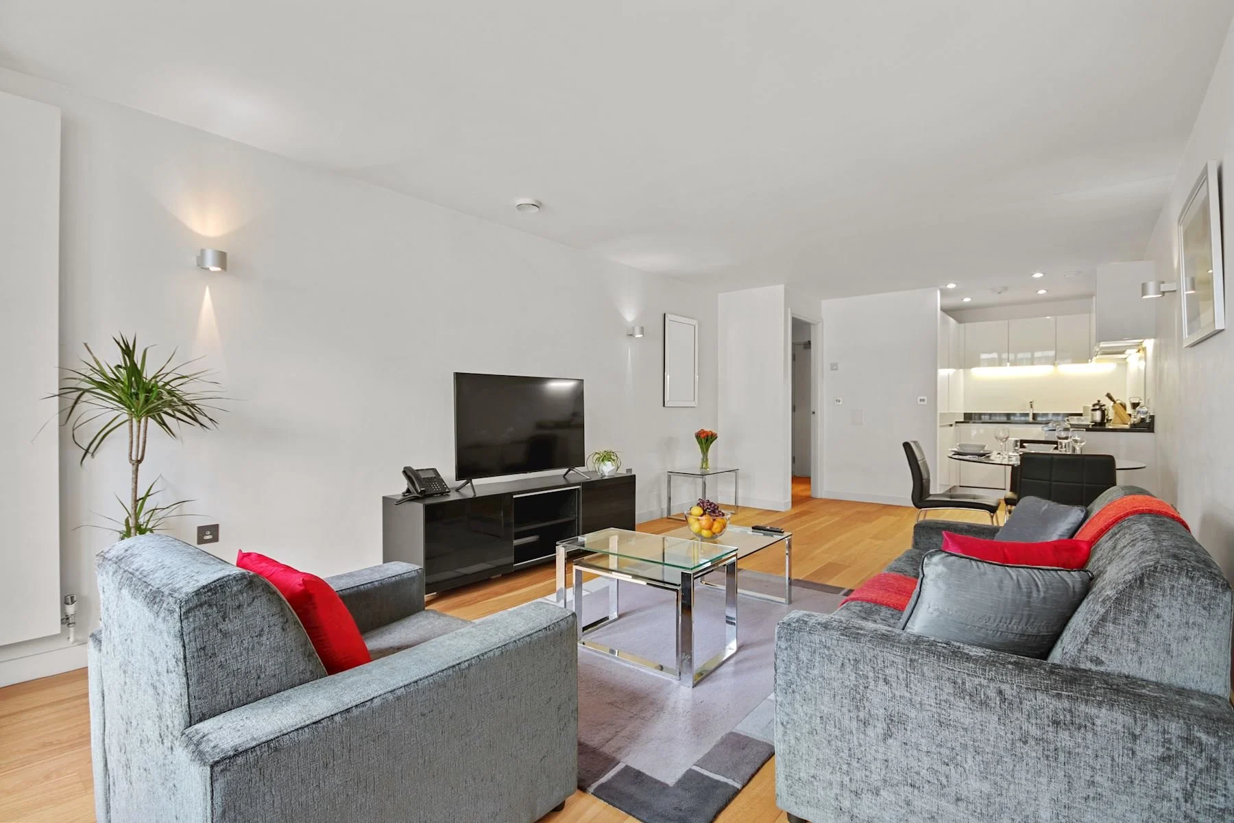 farringdon-yard-1 bed deluxe-6.jpg