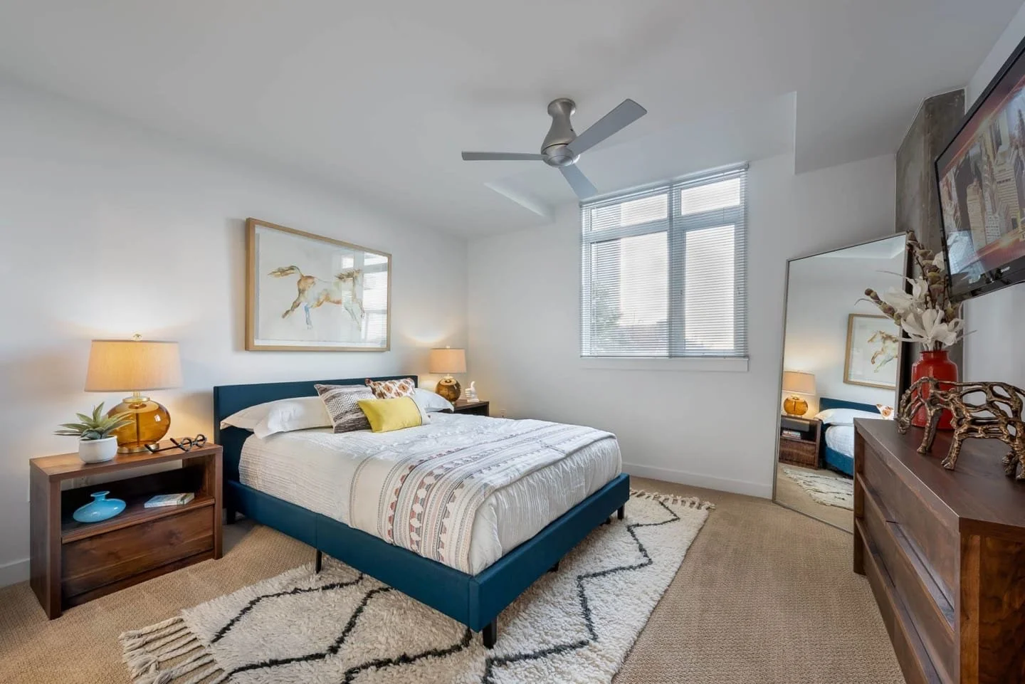 denvers-gem-2 bed-5.jpeg