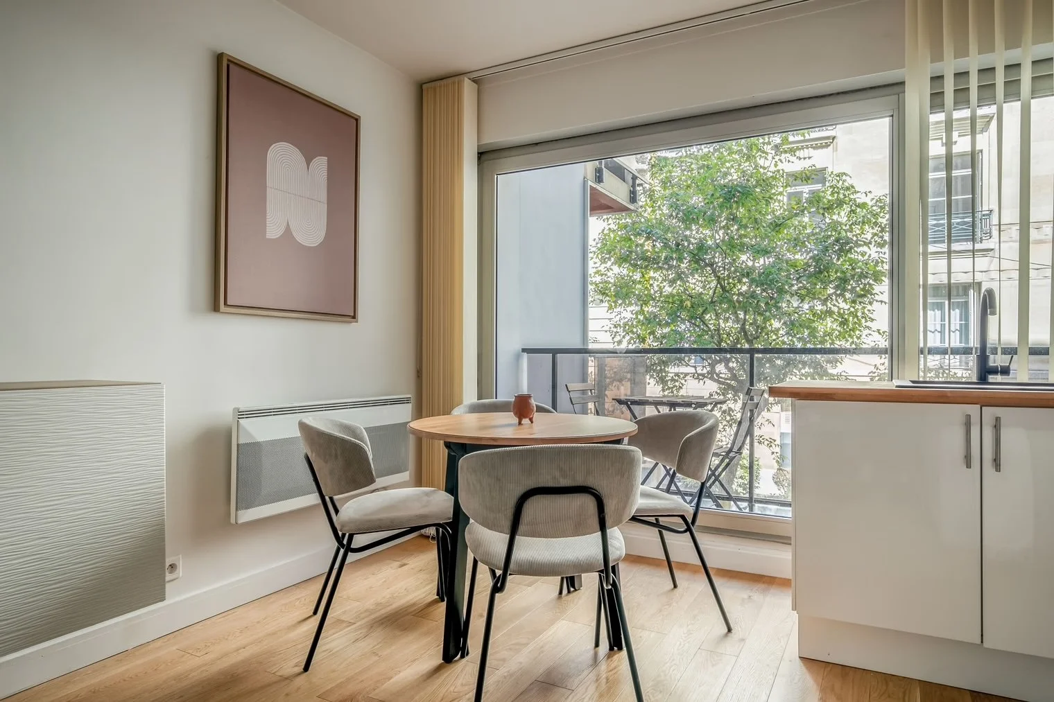 port-dauphine-1bed-4.jpeg