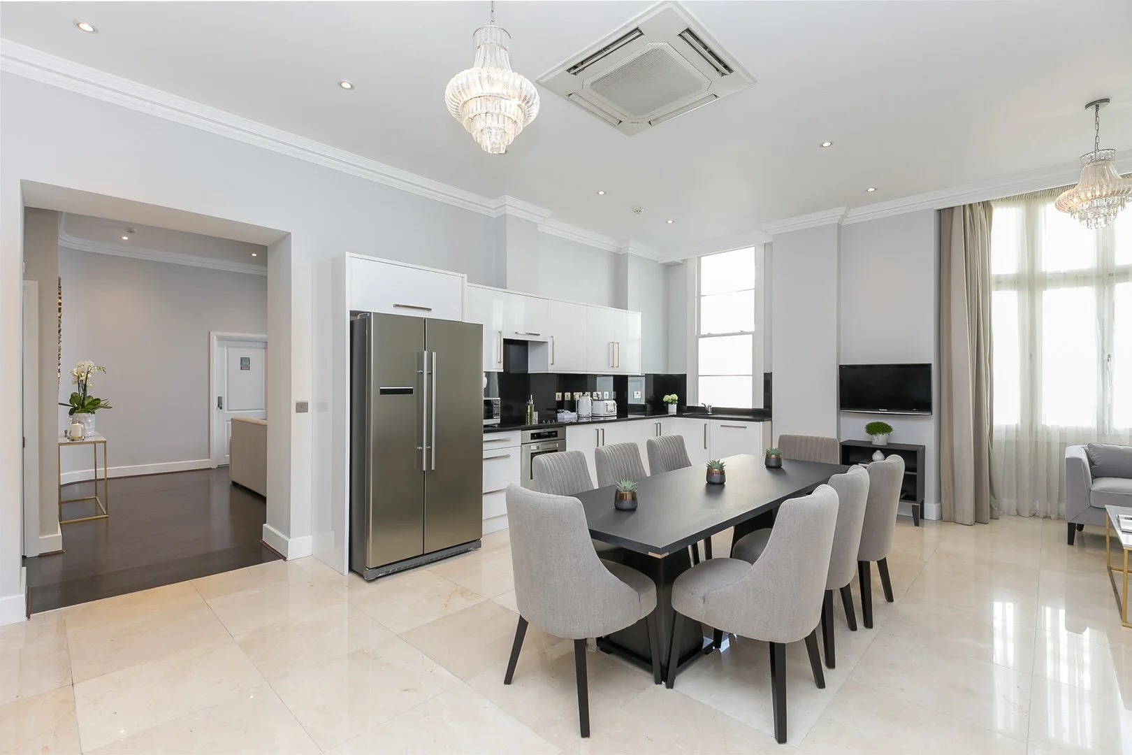 cleveland-square-3bed-deluxe-10.jpg