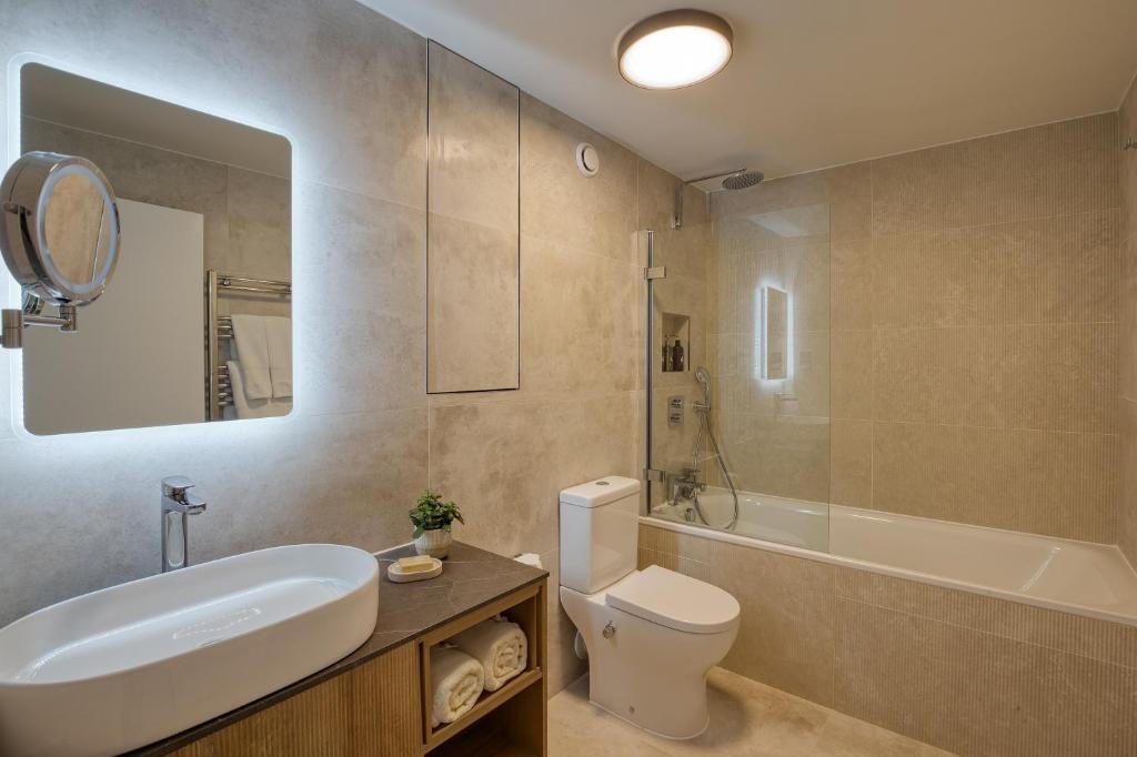 holland-park-1bed-deluxe-2.jpeg