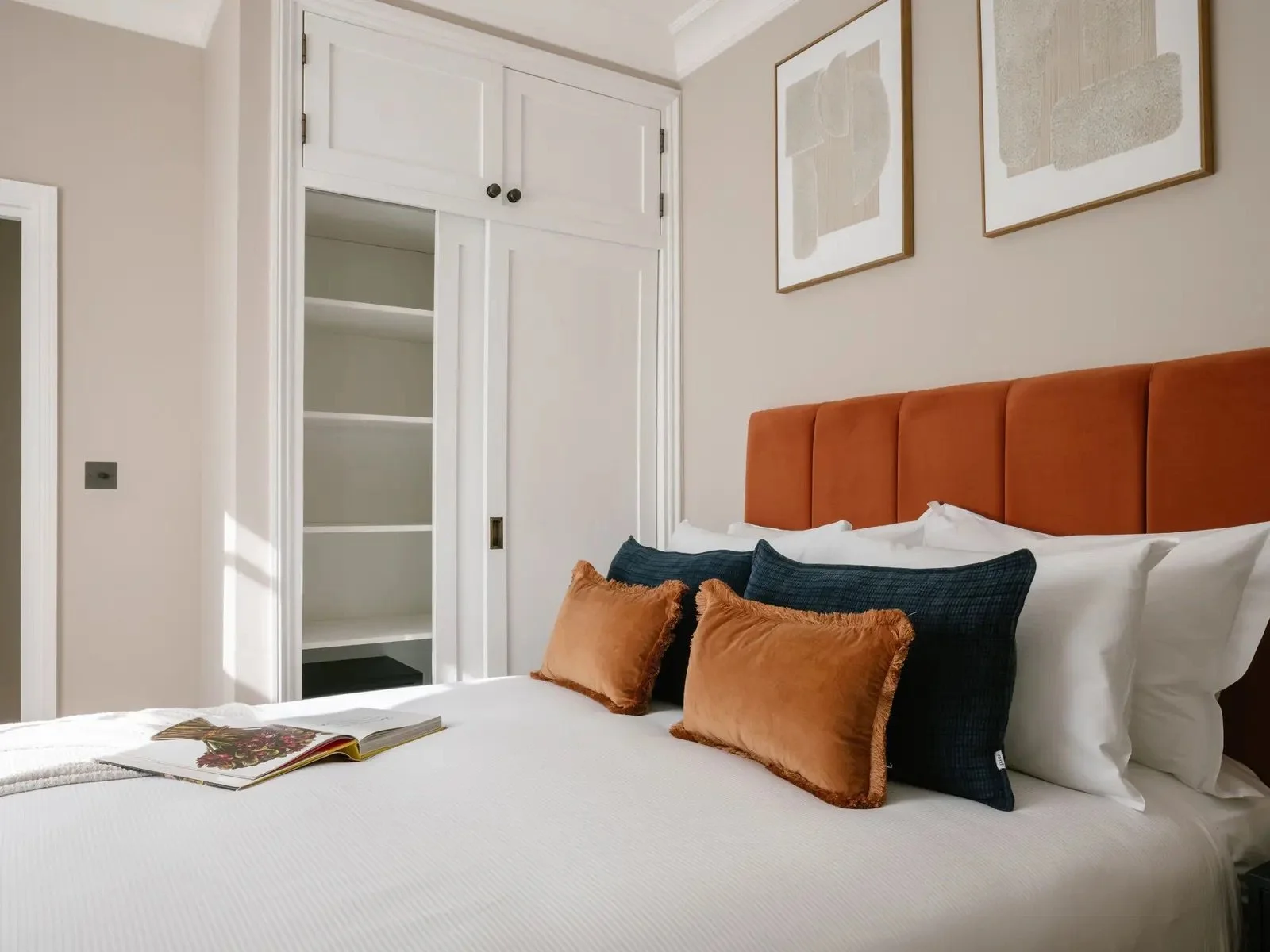 kensington-palace-quarters-1 bed-5.jpeg