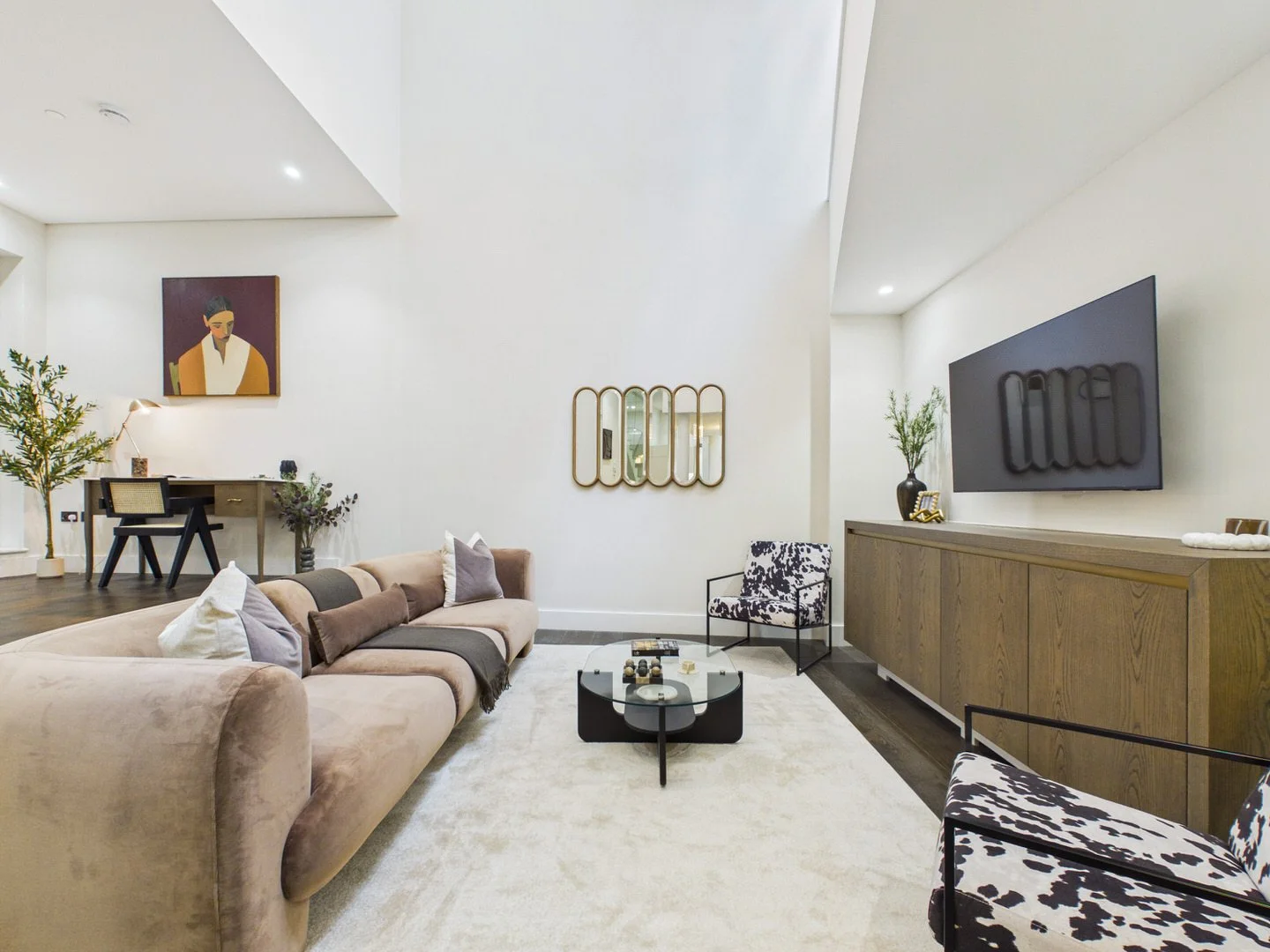 pink-mews-2bed-deluxe-new-1.jpg