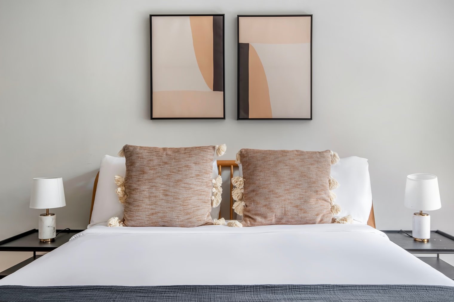 the-lenox-residence-2bed-9.jpeg