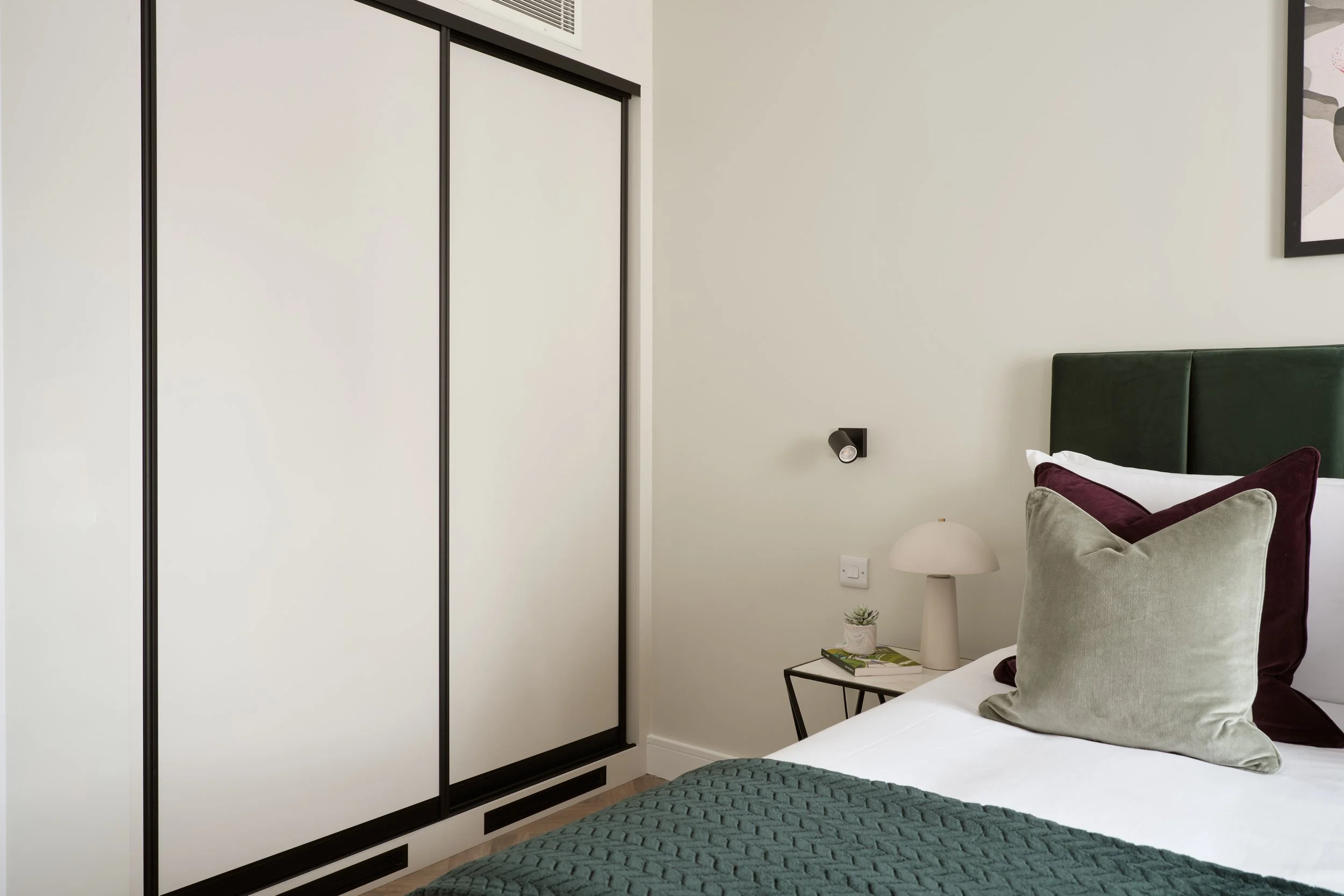 Shadwell-Basin-1-Bed2.jpg