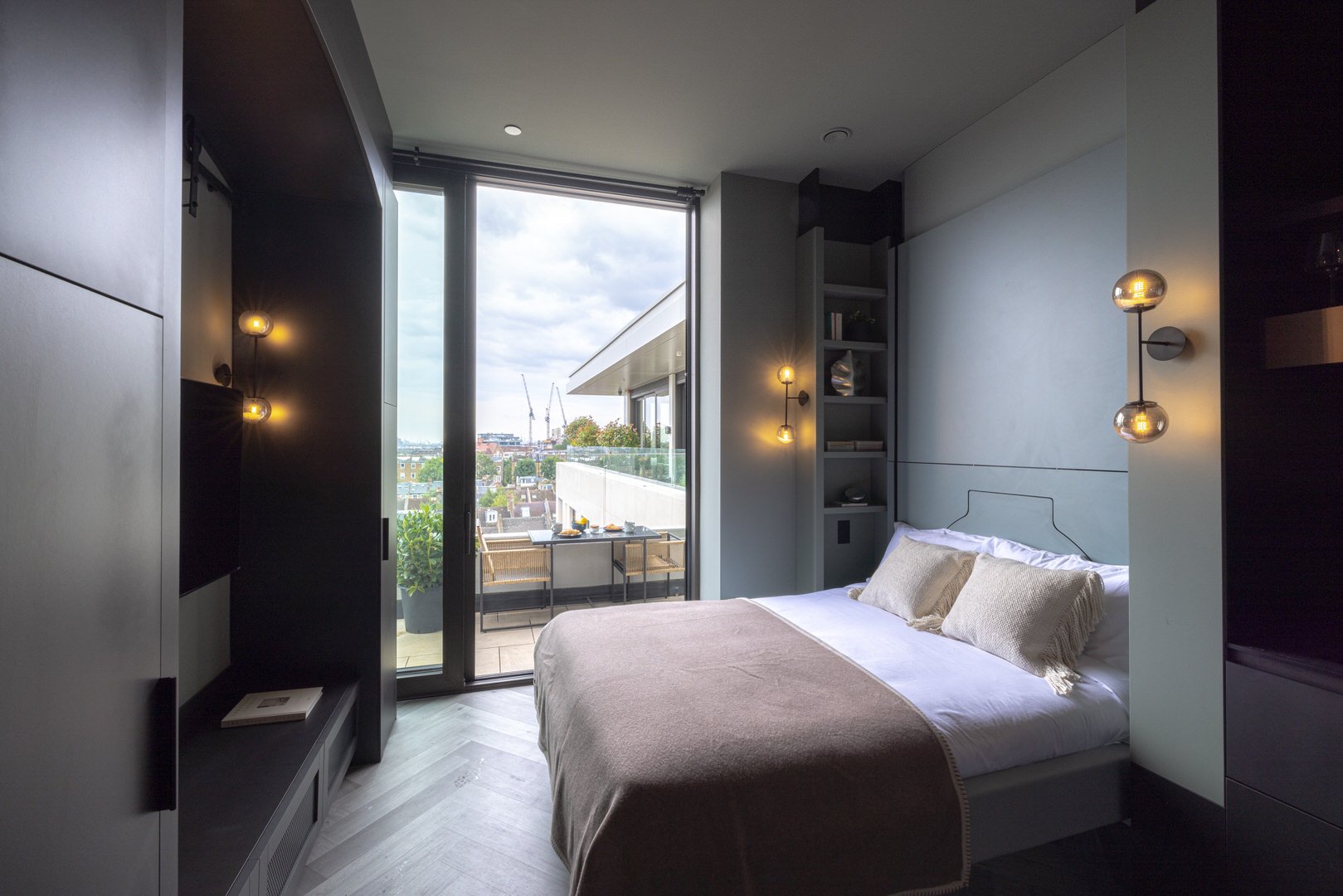 wandsworth-heights-studio-penthouse-12.jpg