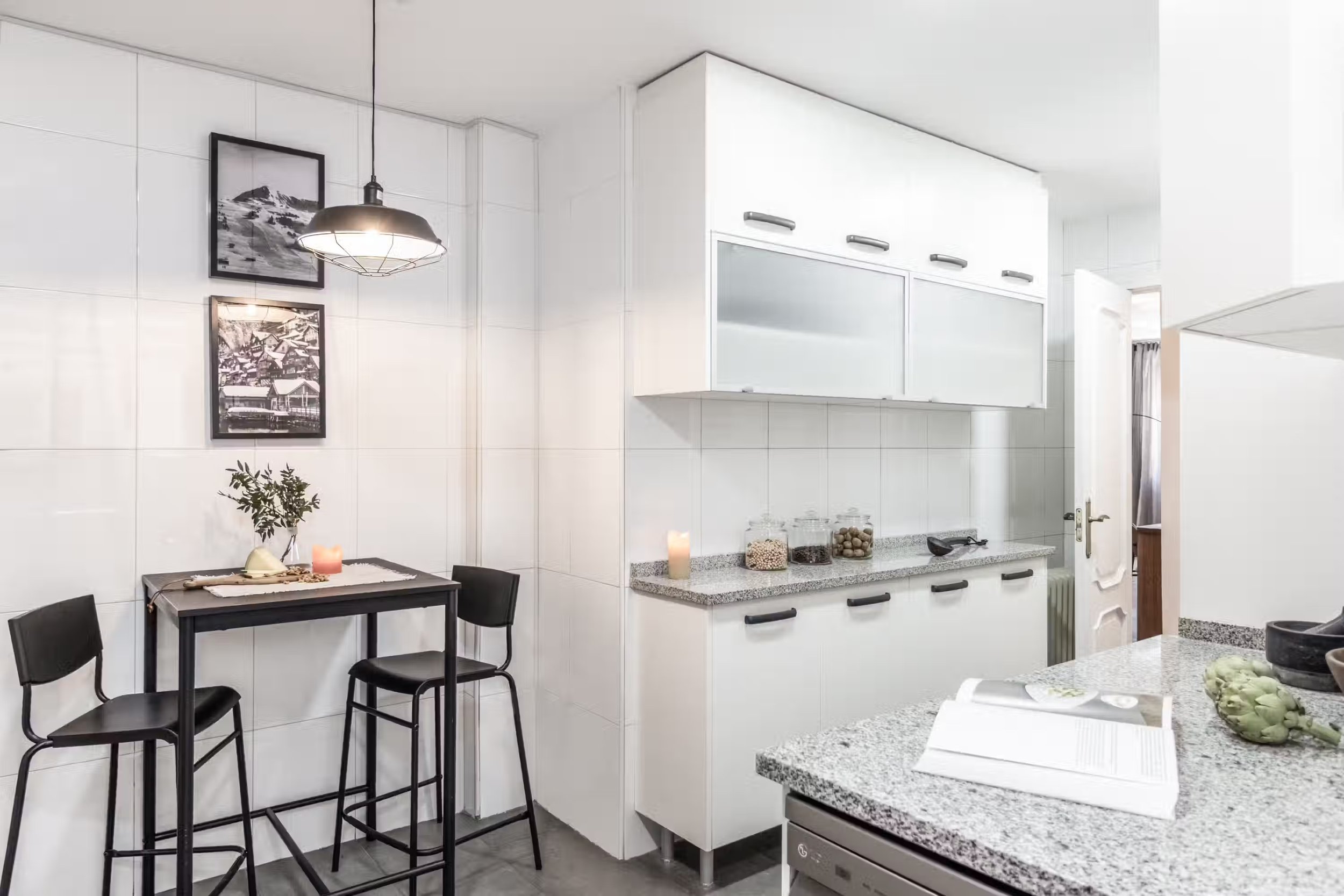the-almagro-quarter-4 bed-6.jpeg